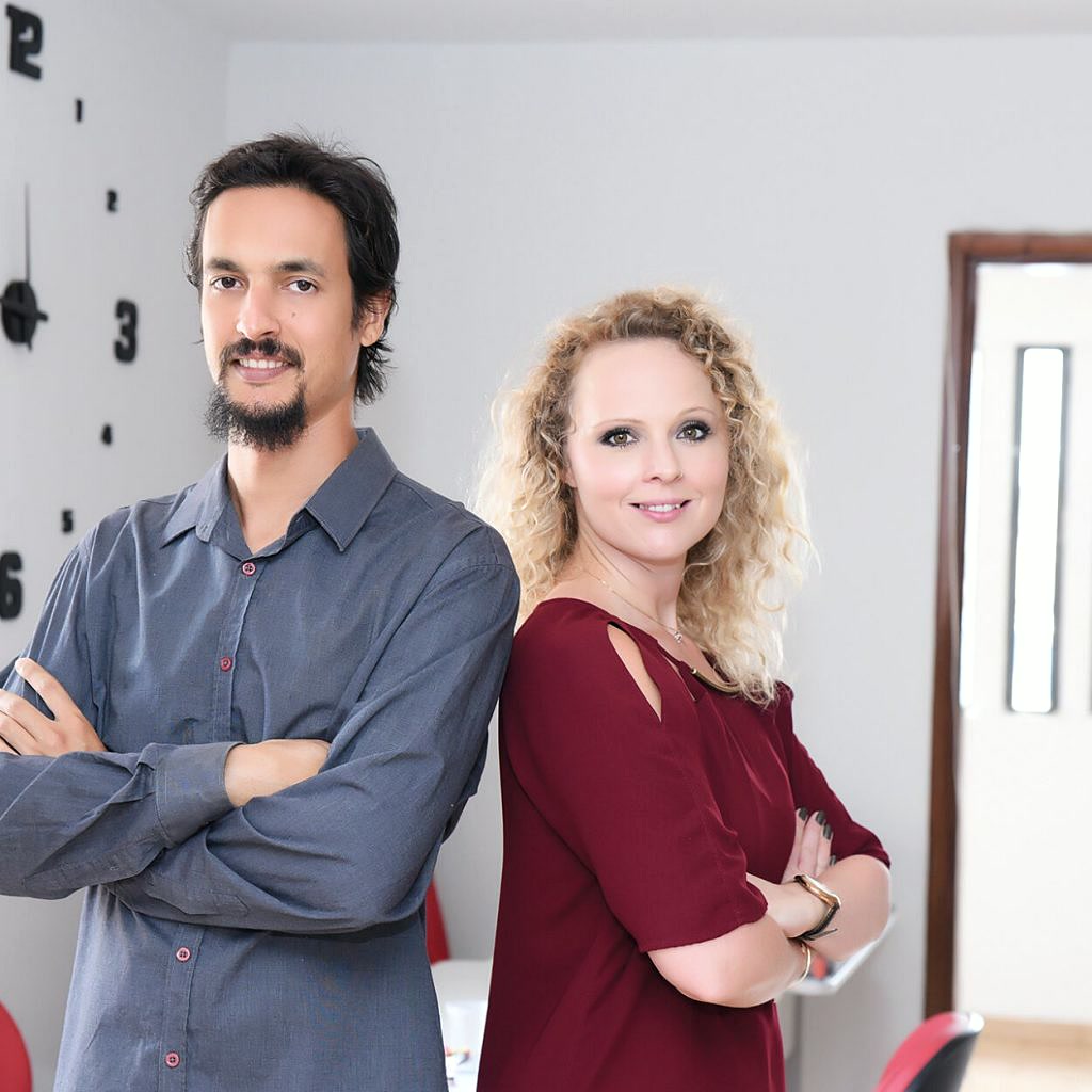 Katarina Kilibarda Perret Gentil dit Maillard e Christian Marcel Perret Gentil dit Maillard, fundadores da InGlobEn English School.